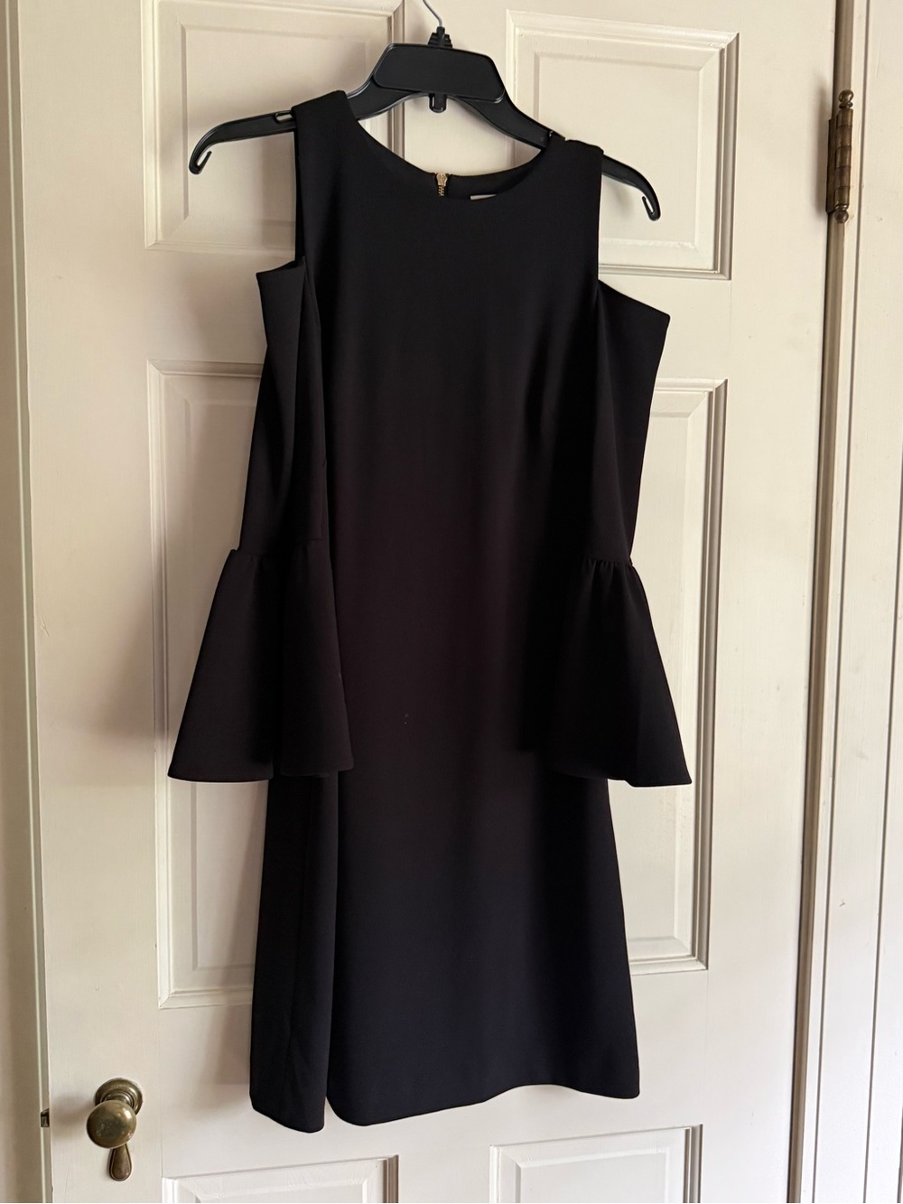 Eliza J Black Cold-Shoulder Long Sleeve Shift Dress